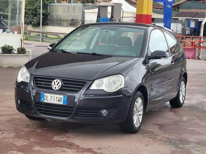 Nero Usata 2008 VW Polo Comfortline Tre volumi | 2500 € (Ottimo prezzo) - Immagine 1/4