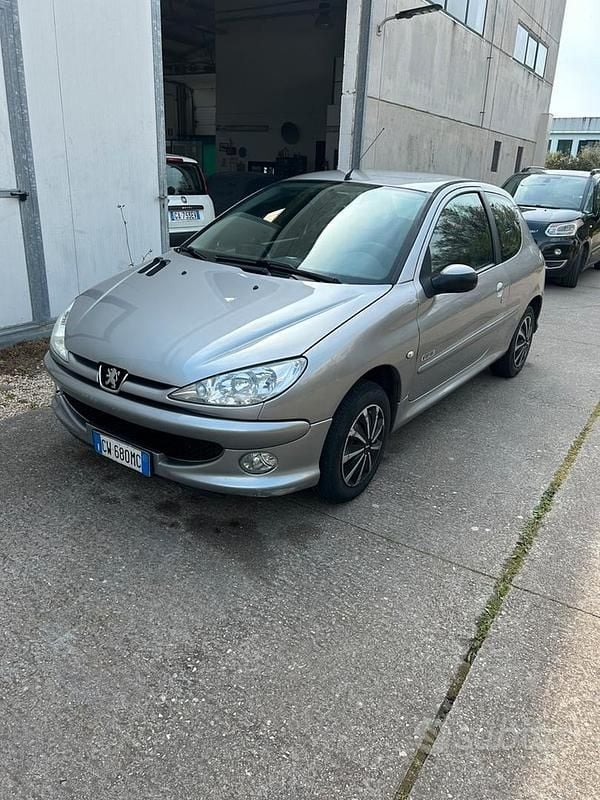 Usata Peugeot 206 2005 Grigio Berlina