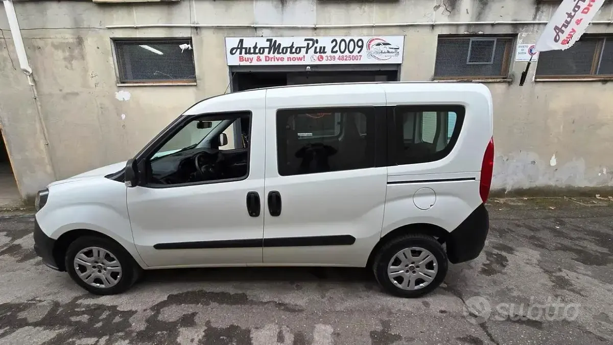 Usata Fiat Doblò 95 CV (69 kW) 2018 Bianco Monovolume
