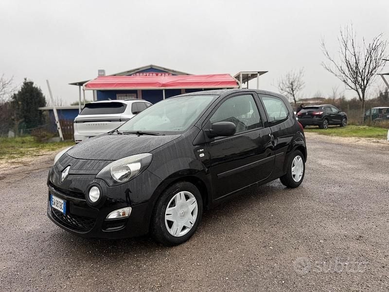 Usata Renault Twingo Night&Day 75 CV (55 kW) 2014 Nero Utilitaria