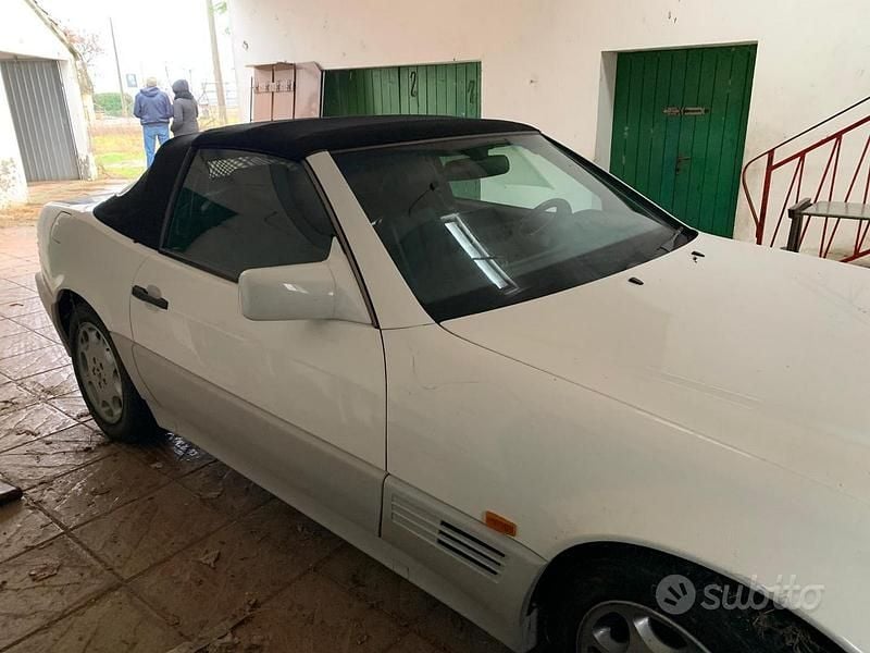 Usata Mercedes SL320 231 CV (169 kW) 1994 Bianco Cabrio
