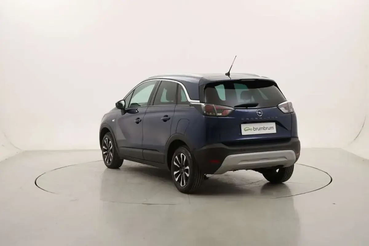 Usata Opel Crossland Elegance 110 CV (80 kW) 2023 Blu SUV