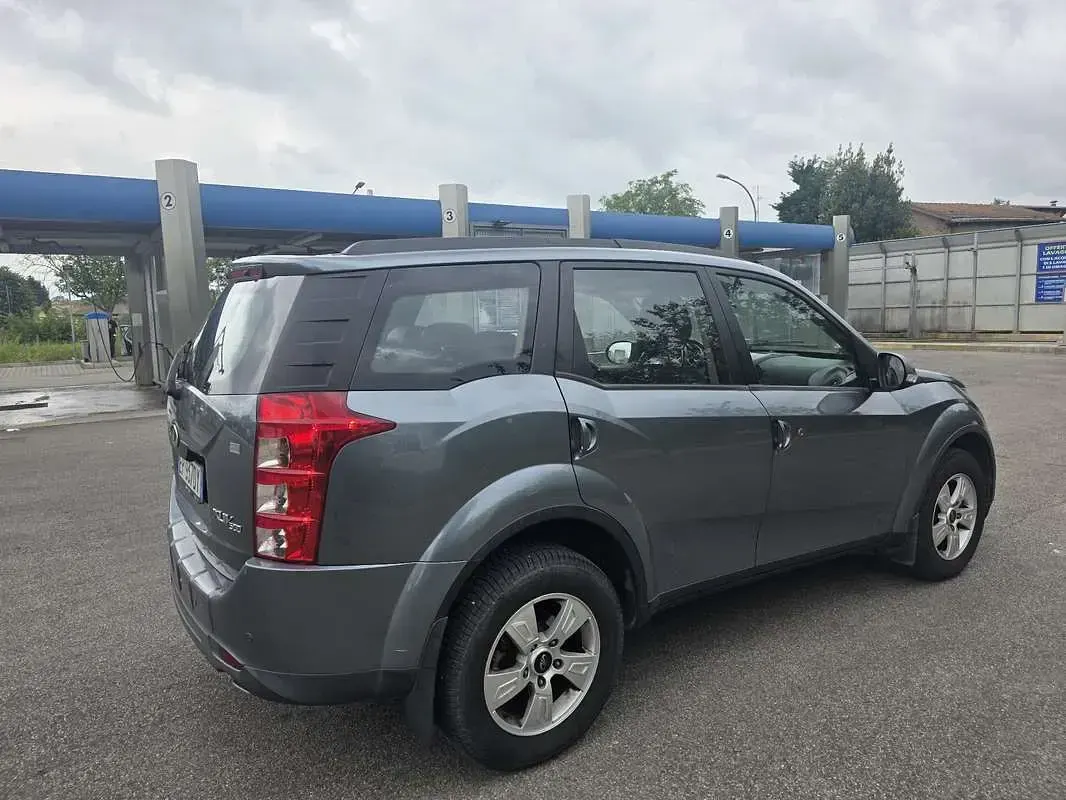 Usata Mahindra XUV500 140 CV (102 kW) 2013 SUV
