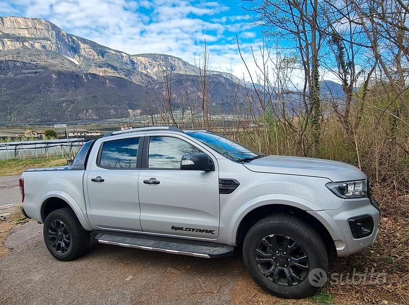 Usata Ford Ranger Wildtrack 213 CV (156 kW) 2022 Grigio Pick-up