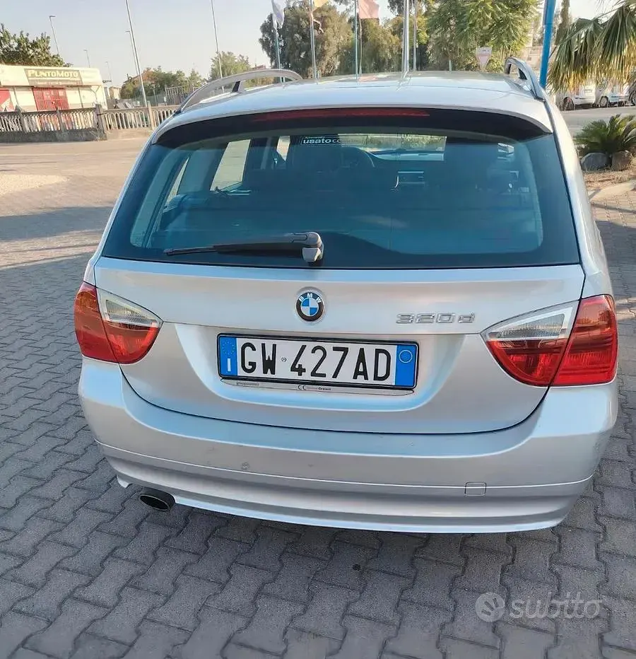 Usata BMW 320 177 CV (130 kW) 2008 Grigio Station wagon