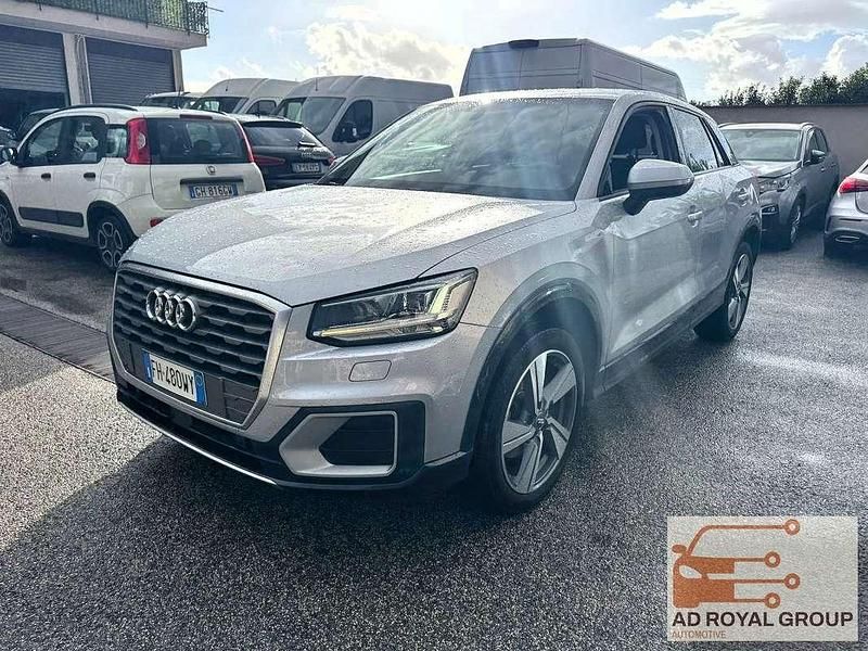 Usata Audi Q2 Sport 116 CV (85 kW) 2017 Argento SUV