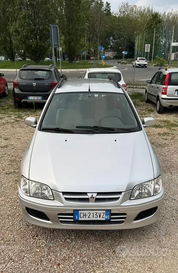 Usata Mitsubishi Space Star Comfort Edition 98 CV (72 kW) 2003 Grigio Monovolume