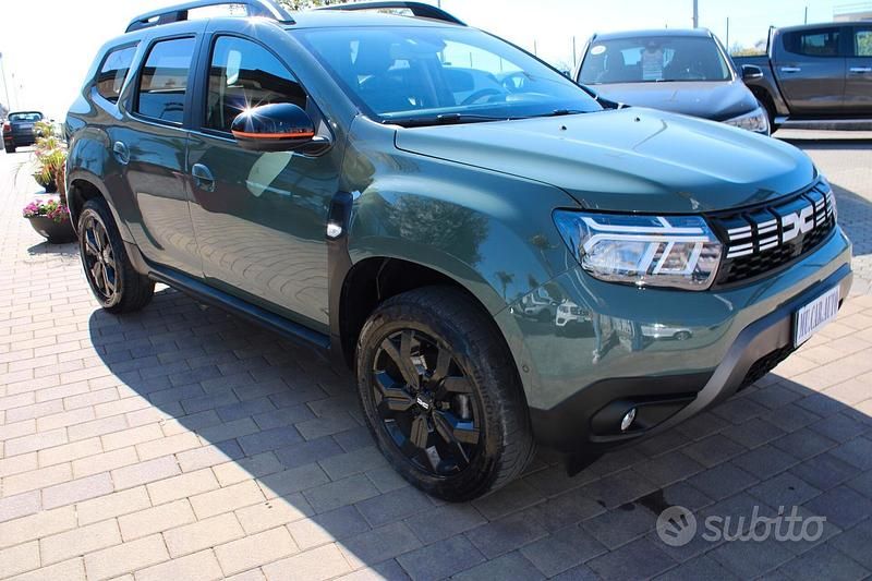 Usata Dacia Duster Extreme 101 CV (74 kW) 2023 Verde SUV