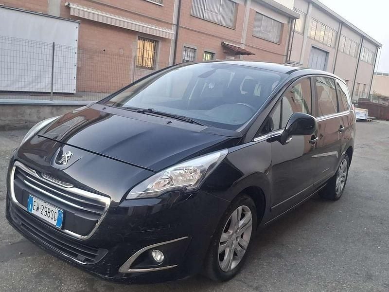 Other Usata 2014 Peugeot 5008 Active Monovolume | 3999 € (Ottimo prezzo) - Immagine 1/4