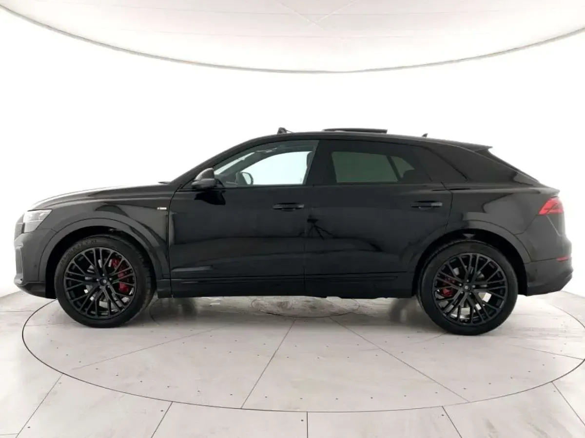 Nuova Audi Q8 S-Line 286 CV (210 kW) 2026 Nero SUV