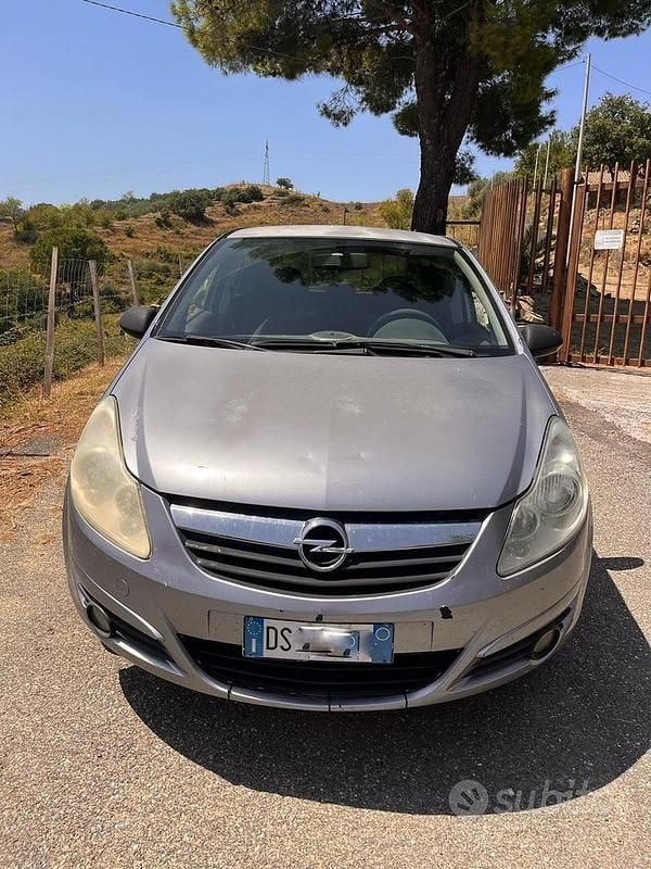 Usata Opel Corsa 75 CV (55 kW) 2008 Grigio Utilitaria