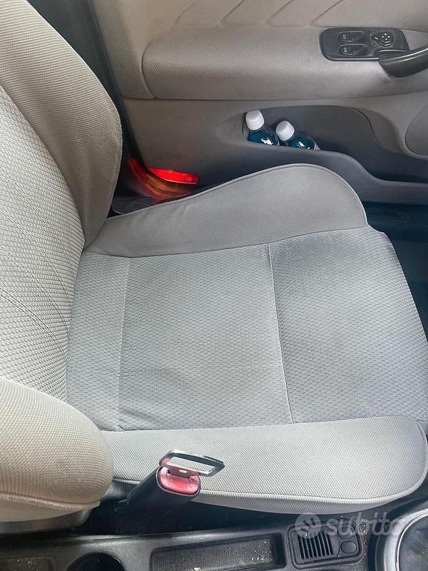 Usata Alfa Romeo 147 150 CV (110 kW) 2008 Utilitaria