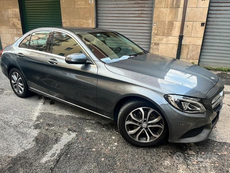 Gebraucht Mercedes C220 170 PS (125 kW) 2017 Grau Limousine
