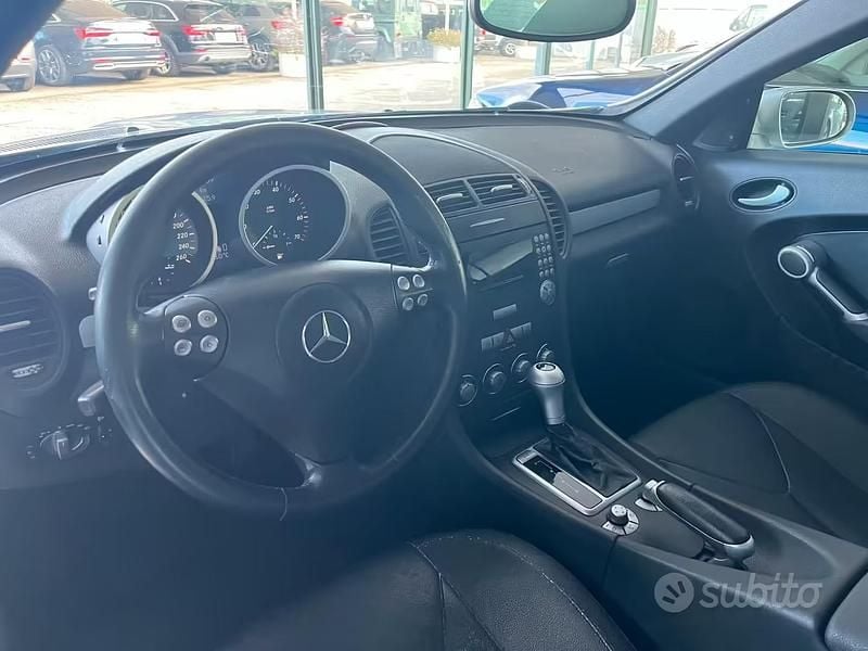 Usata Mercedes SLK200 163 CV (119 kW) 2007 Grigio Cabrio