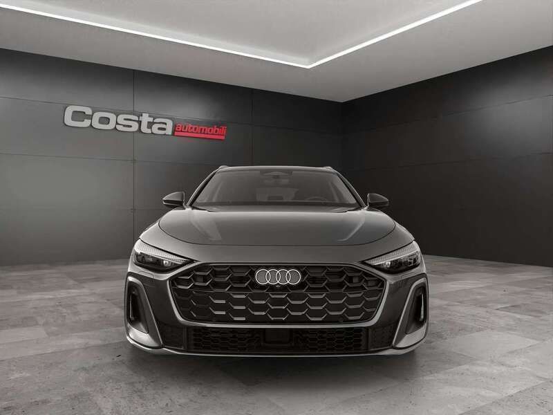 Nuova Audi A5 S-Line 204 CV (150 kW) 2025 Grigio Coupé