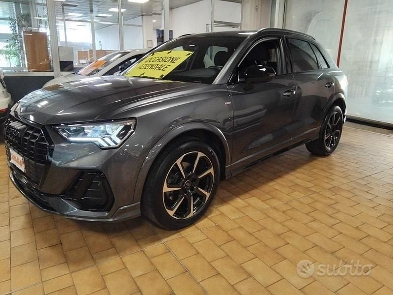 Usata Audi Q3 S-Line 150 CV (110 kW) 2022 Grigio daytona / perlato SUV