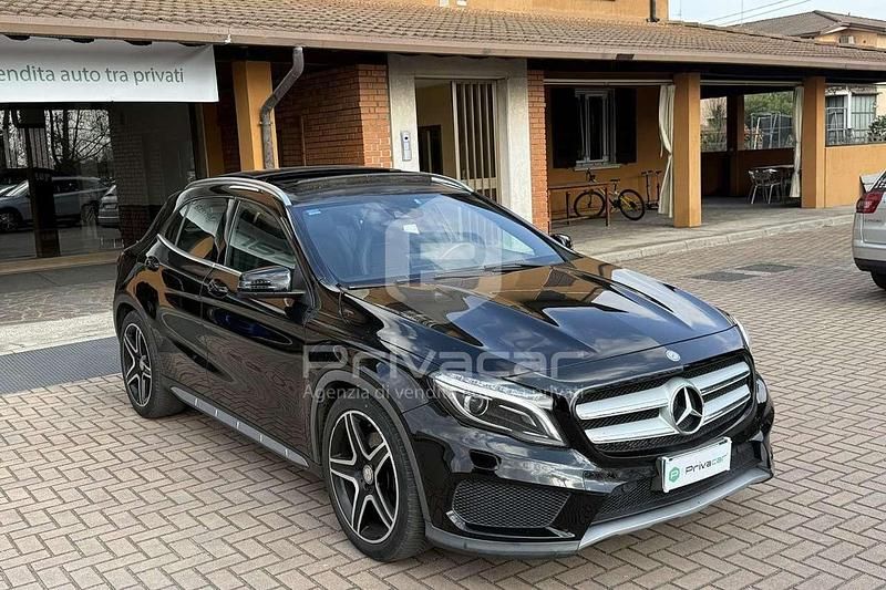 Usata Mercedes GLA220 Premium 177 CV (130 kW) 2015 Nero SUV