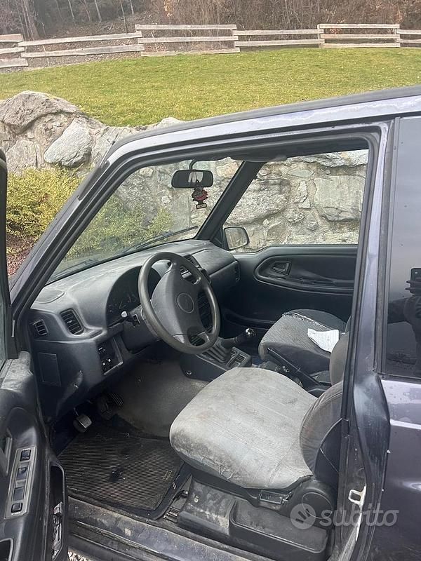 Usata Suzuki Vitara 1993 Blu SUV