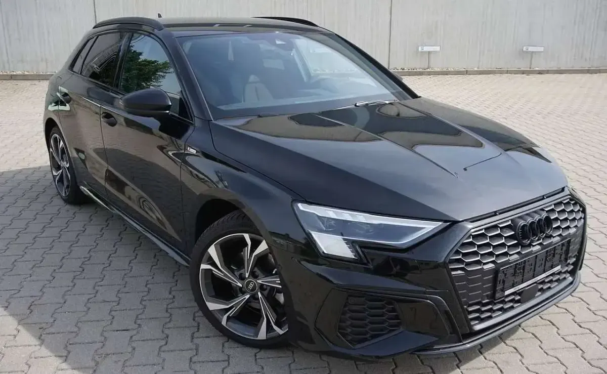 Usata Audi A3 S-Line 150 CV (110 kW) 2022 Nero Berlina