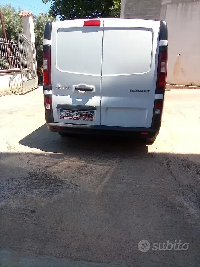 Usata Renault Trafic 125 CV (91 kW) 2018 Bianco Monovolume