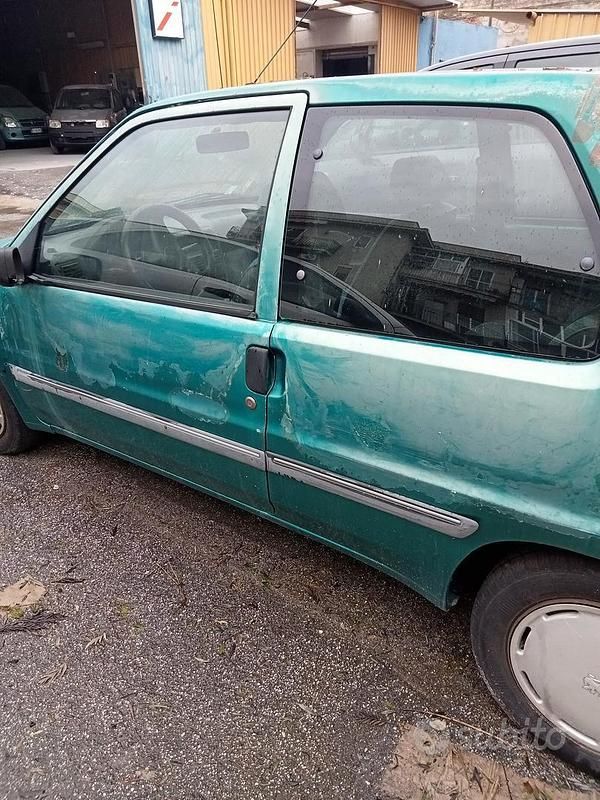 Usata Peugeot 106 1998 Verde Utilitaria