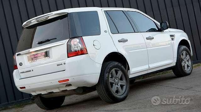 Usata Land Rover Freelander 2 S 190 CV (139 kW) 2011 Bianco SUV