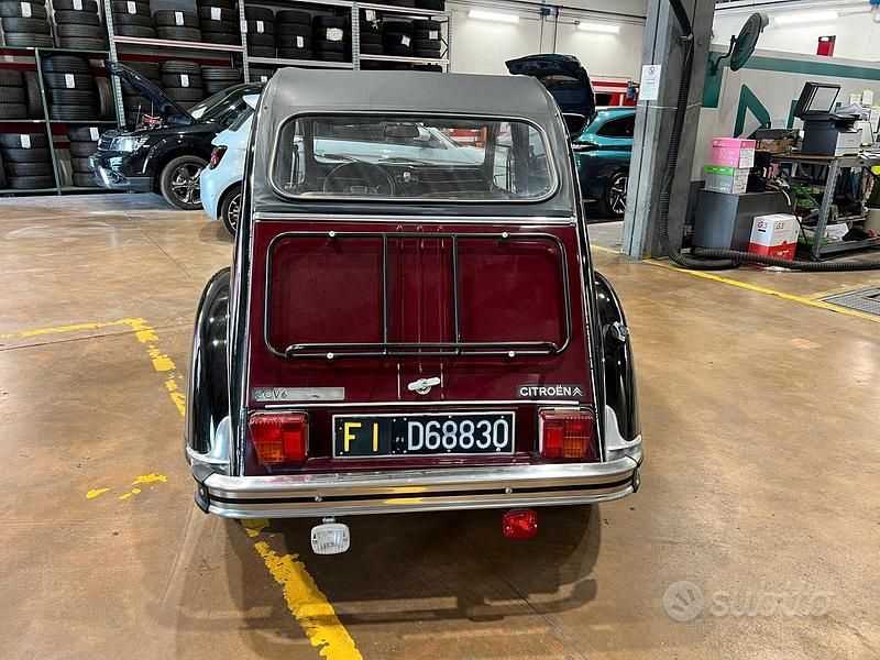 Usata Citroën 2CV Charleston 29 CV (21 kW) 1983 Rosso Berlina