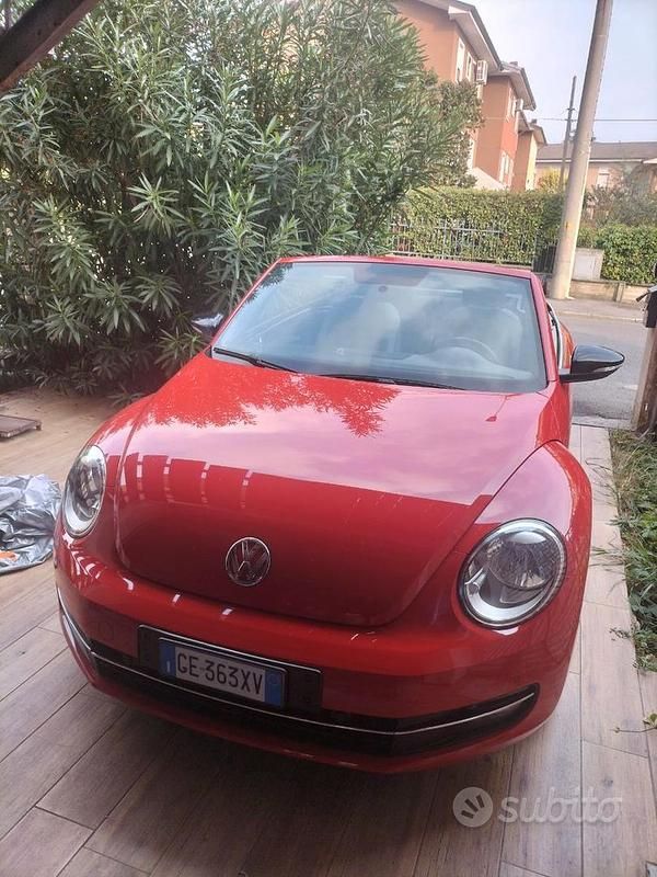 Usata VW Beetle Cabriolet 2013 Rosso Cabrio