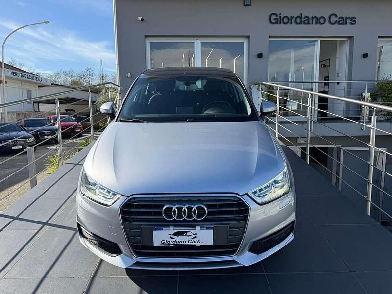 Usata Audi A1 Sportback Ambiente 90 CV (66 kW) 2018 Argento Utilitaria