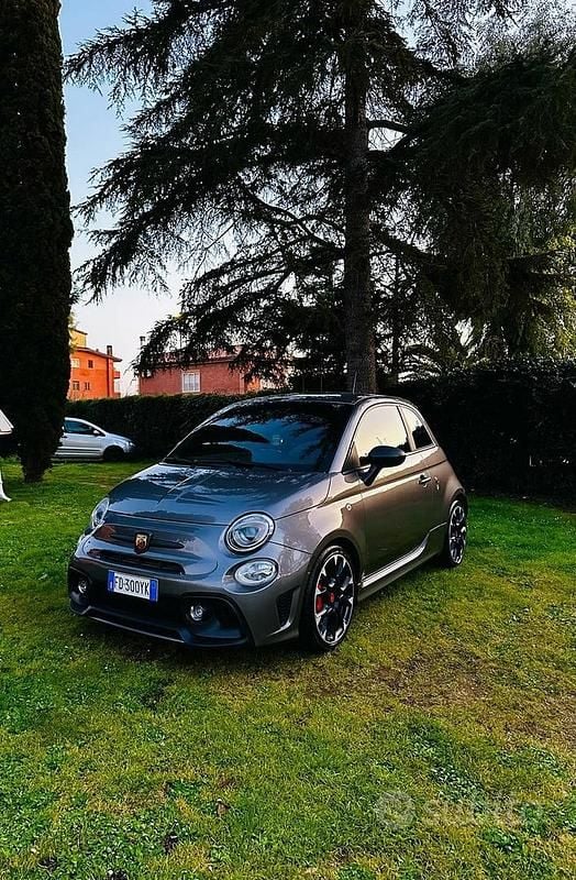 Grigio Usata 2016 Abarth 500 Competizione | 14.800 € - Immagine 1/4