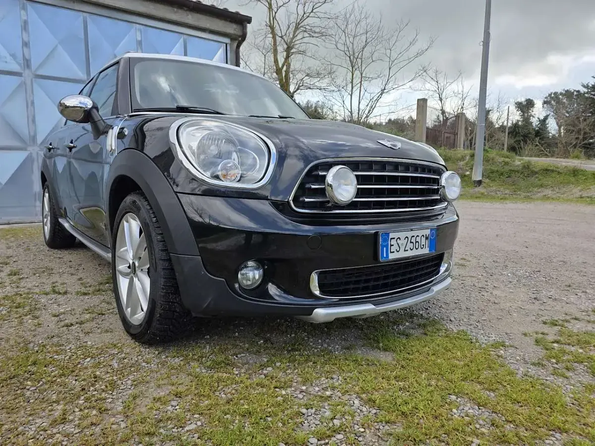 Usata Mini Cooper D Countryman 111 CV (81 kW) 2013 Nero SUV