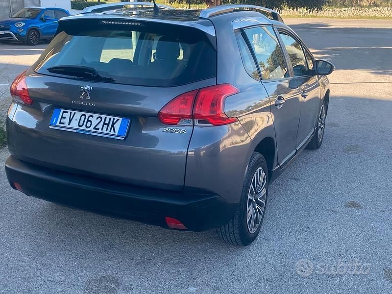 Usata Peugeot 2008 Active 92 CV (67 kW) 2014 Grigio SUV