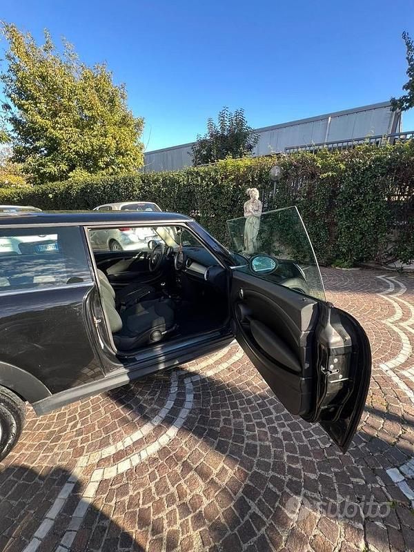 Usata Mini One D 90 CV (66 kW) 2014 Nero Utilitaria