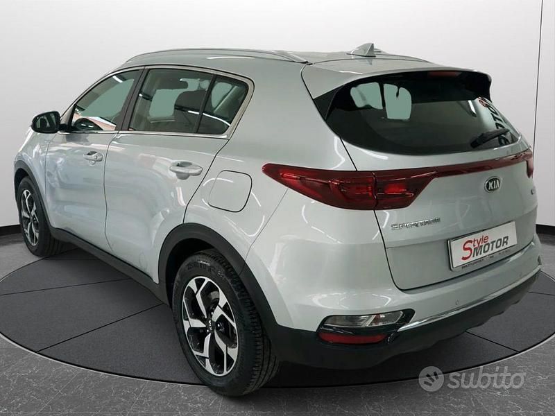 Usata Kia Sportage 136 CV (100 kW) 2021 Argento SUV