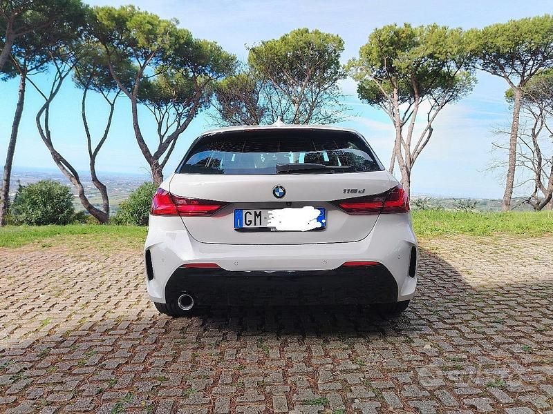 Usado BMW 116 M Sport 116 HP (85 kW) 2023 Branco Citadino