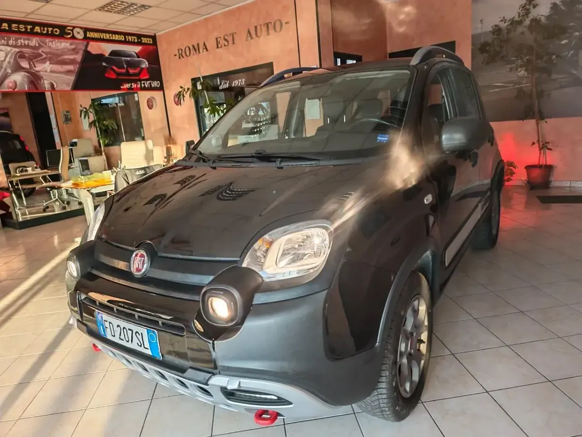 Usata Fiat Panda Cross Cross 95 CV (69 kW) 2016 Nero Utilitaria