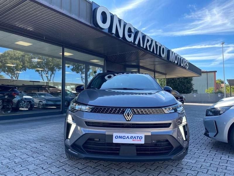 Nuova Renault Captur Techno 101 CV (74 kW) 2026 Grigio SUV