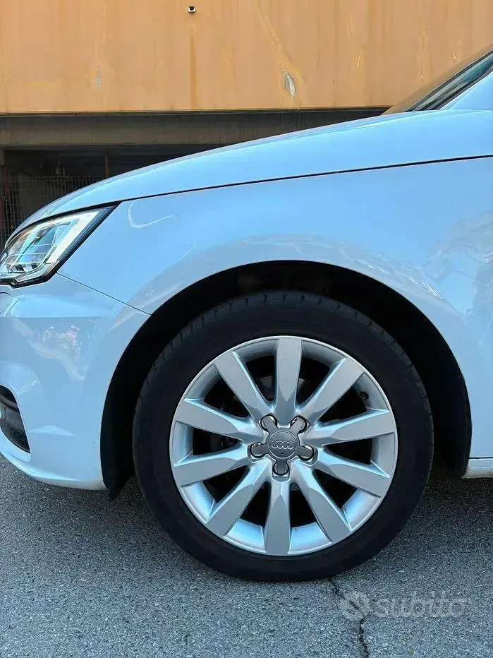 Usata Audi A1 90 CV (66 kW) 2016 Bianco Utilitaria