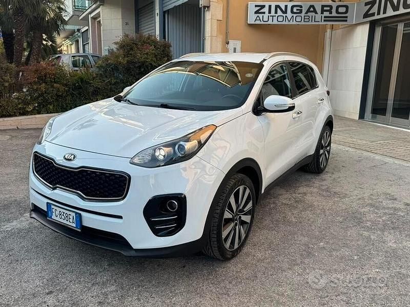 Usata Kia Sportage 115 CV (84 kW) 2017 Bianco SUV