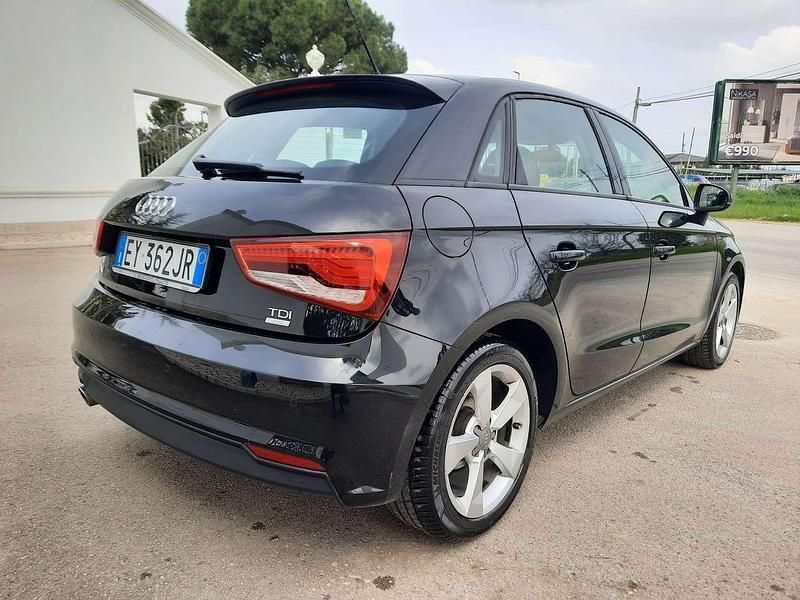 Usata Audi A1 Sportback Ambiente 90 CV (66 kW) 2015 Nero Utilitaria
