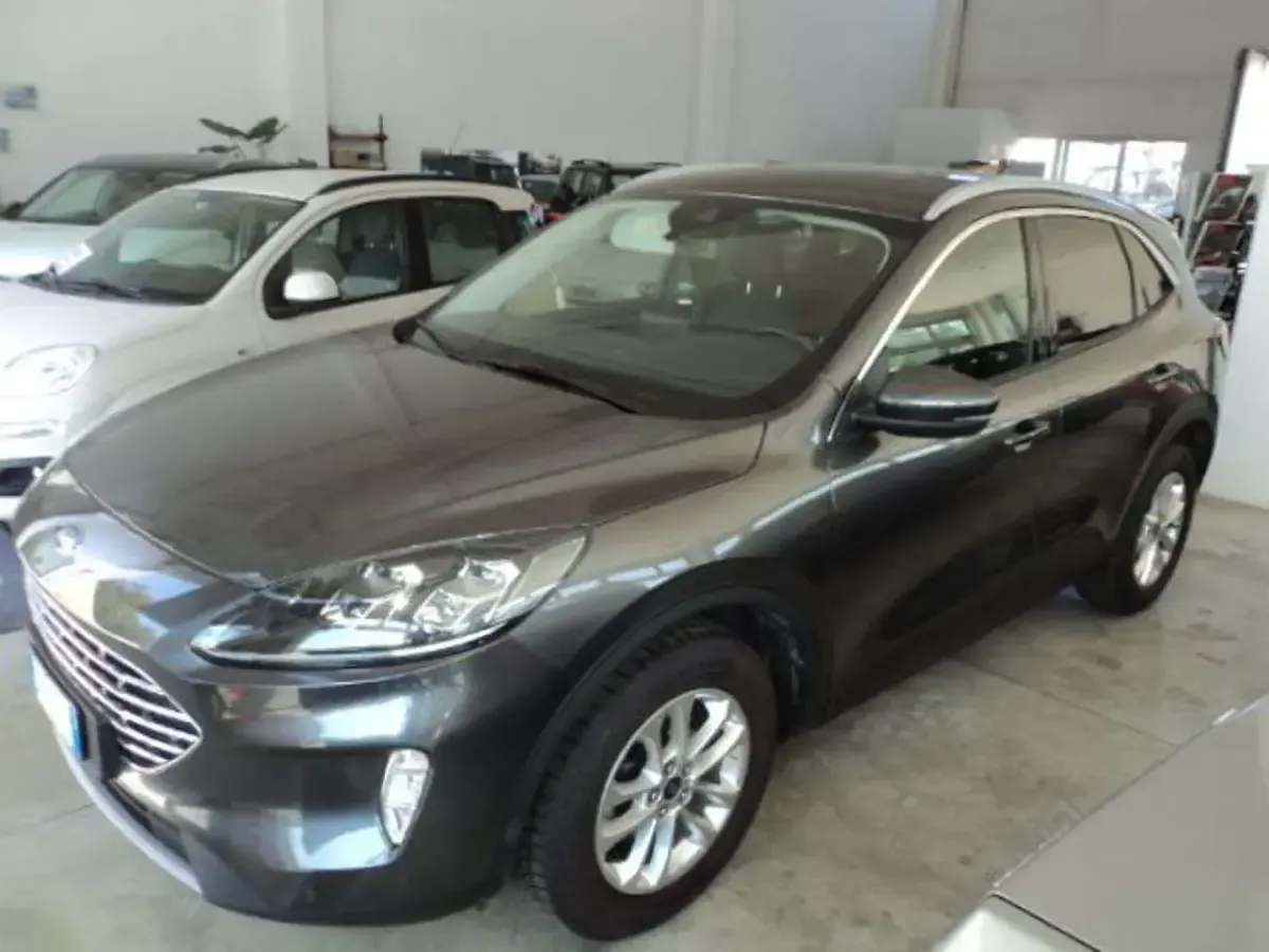 Usata Ford Kuga Titanium X 150 CV (110 kW) 2023 Grigio scuro SUV