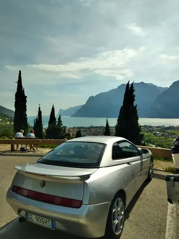 Usata Alfa Romeo GTV 220 CV (161 kW) 1998 Coupé