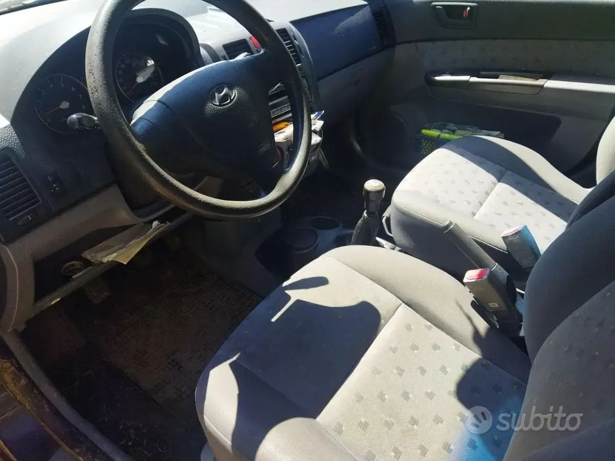 Usata Hyundai Getz 63 CV (46 kW) 2003 Bluazzurro Utilitaria