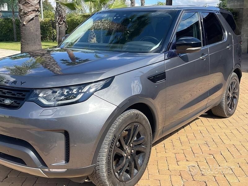 Usata Land Rover Discovery 5 HSE Luxury 249 CV (183 kW) 2018 Grigio SUV