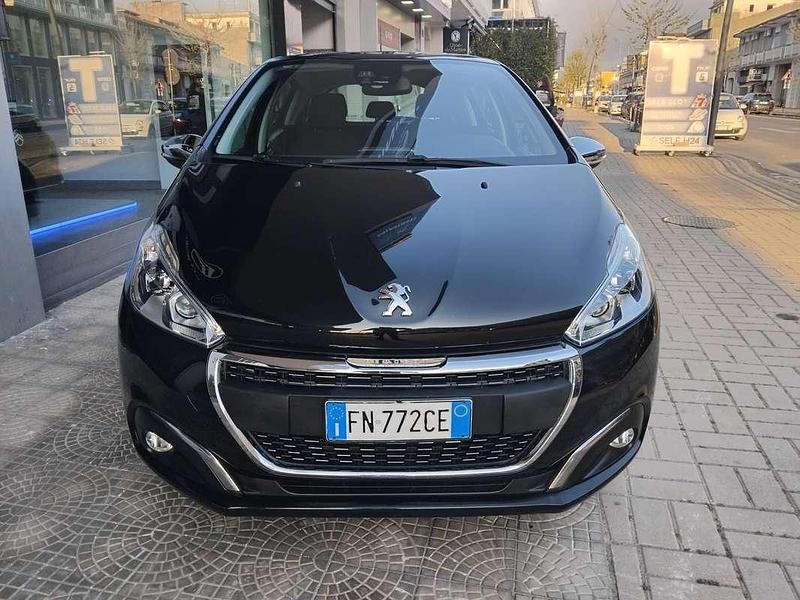 Usata Peugeot 208 Allure 99 CV (72 kW) 2018 Blu/azzurro Utilitaria