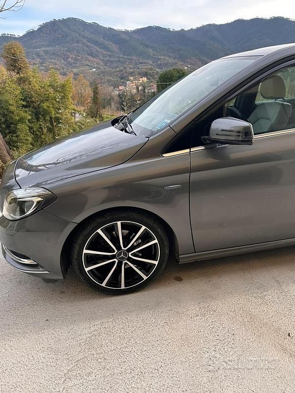 Usata Mercedes B200 2012 Monovolume