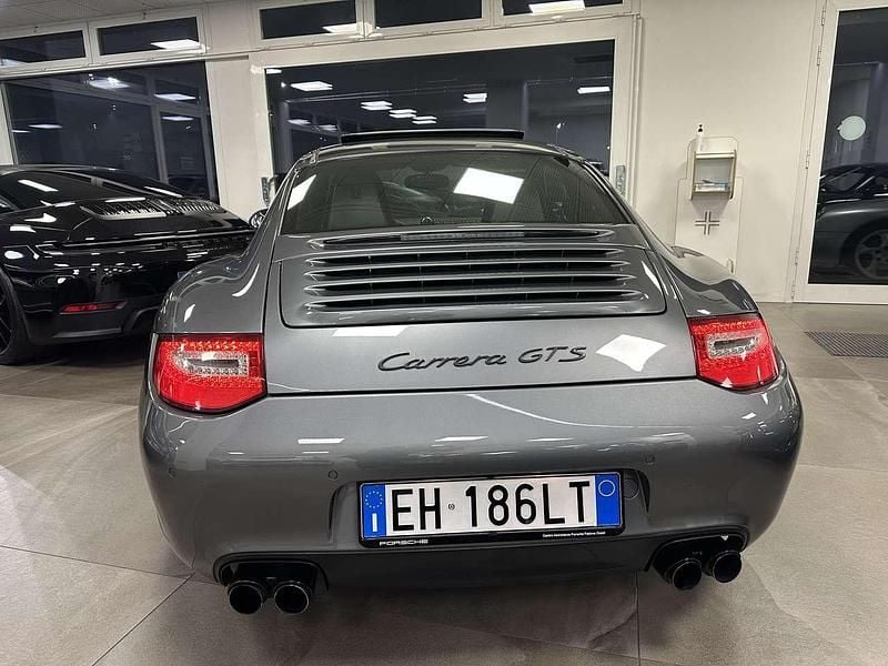 Usata Porsche 997 408 CV (300 kW) 2011 Grigio Coupé