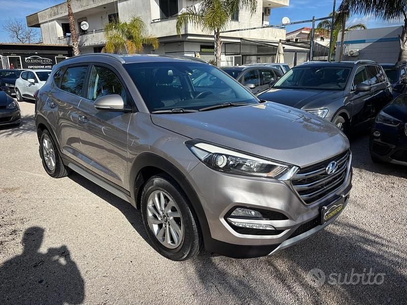 Usata Hyundai Tucson Edition 141 CV (103 kW) 2017 Grigio SUV