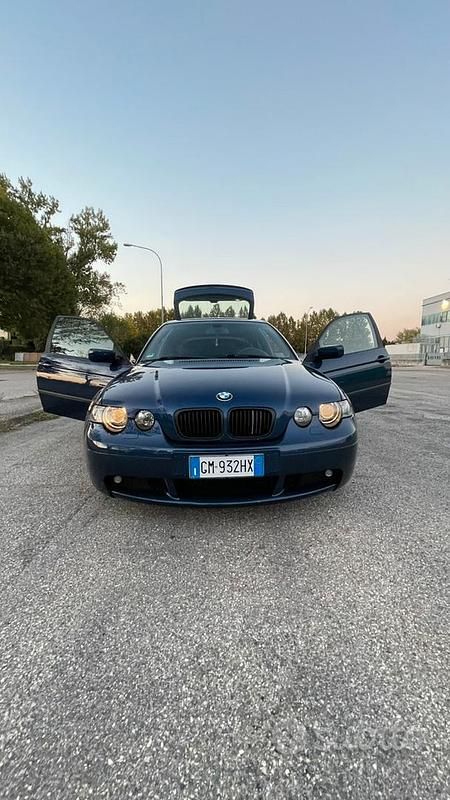 Usata BMW 325 M Sport 192 CV (141 kW) 2003 Blu Coupé