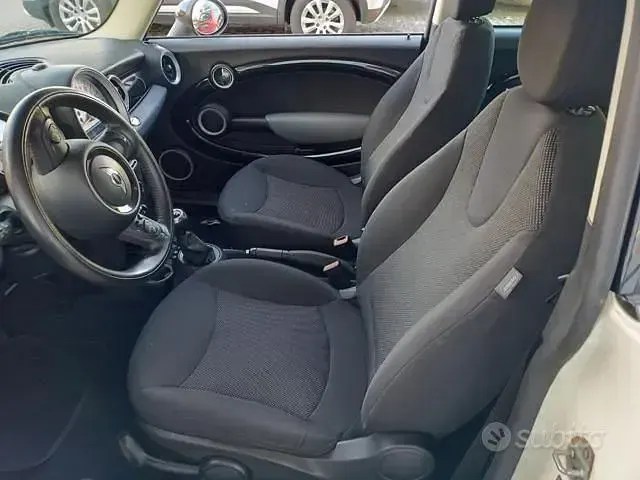 Usata Mini Cooper D Clubman 111 CV (81 kW) 2012 Bianco Station wagon